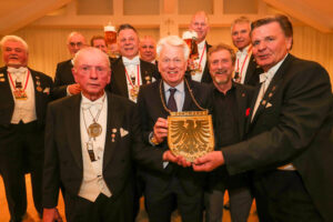 Ehrenplakette_2017-U_Sierau